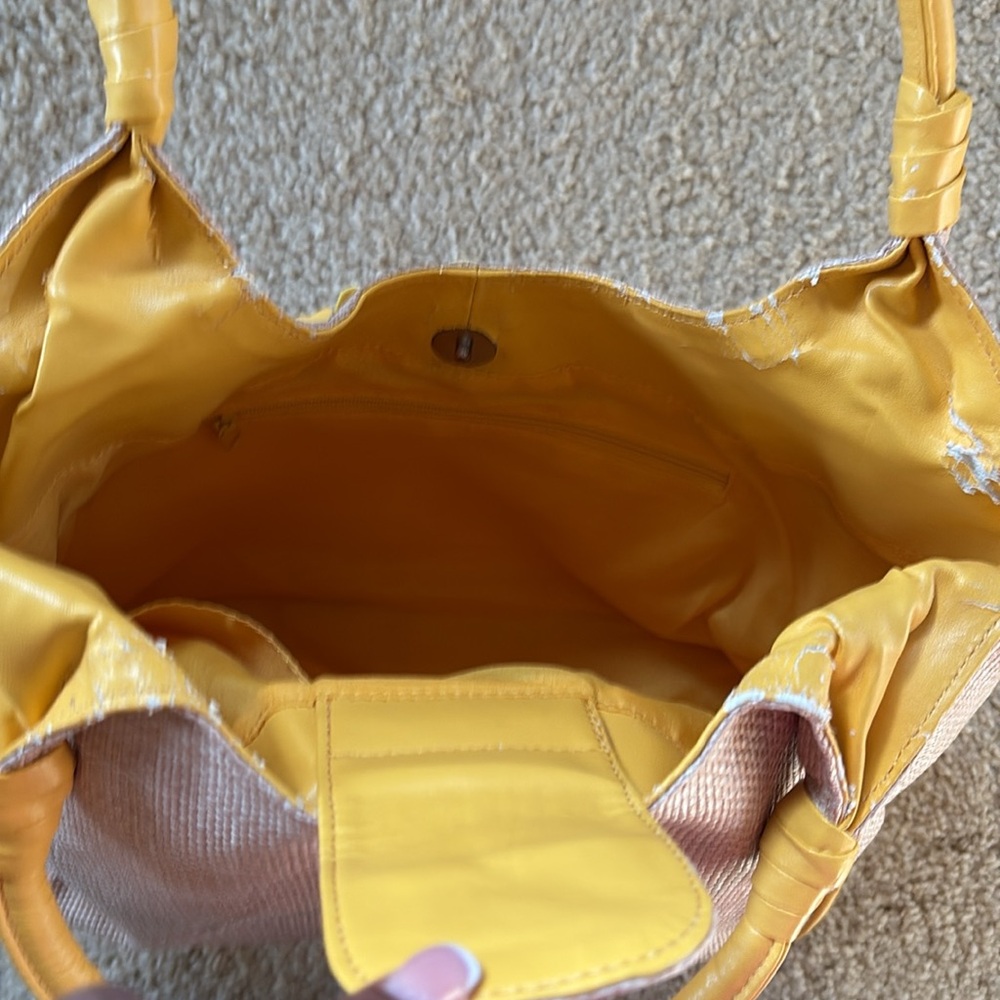 Avon fashion Wedge Sandals and Handbag - Picture 16 of 17